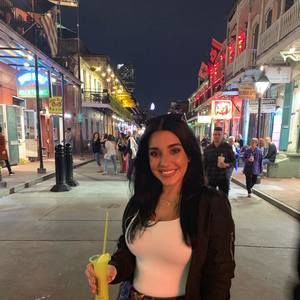 Meet your Posher, Gillian